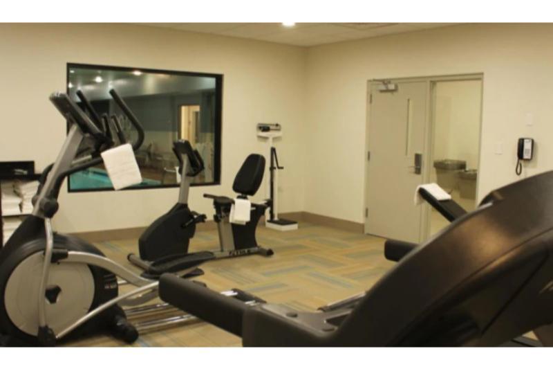 Holiday Inn Express Hotel & Suites Glasgow By Ihg Экстерьер фото