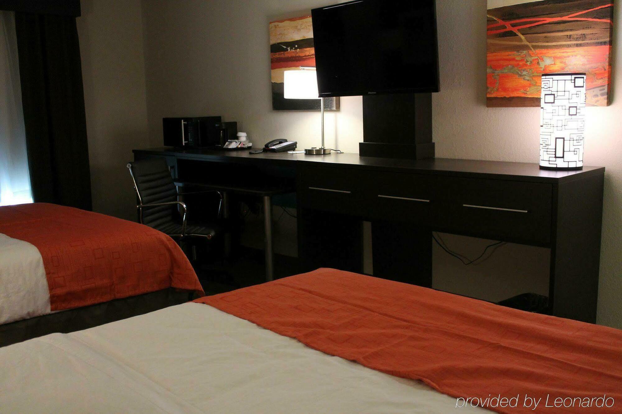 Holiday Inn Express Hotel & Suites Glasgow By Ihg Экстерьер фото